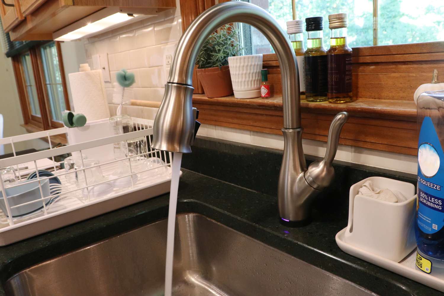 Counter Vie Sales Store -Counter Vie Sales Store spr kitchen faucets test delta leland touch marisa viglione 21 b348b8fcd421451eb3953e83f5cfa60e